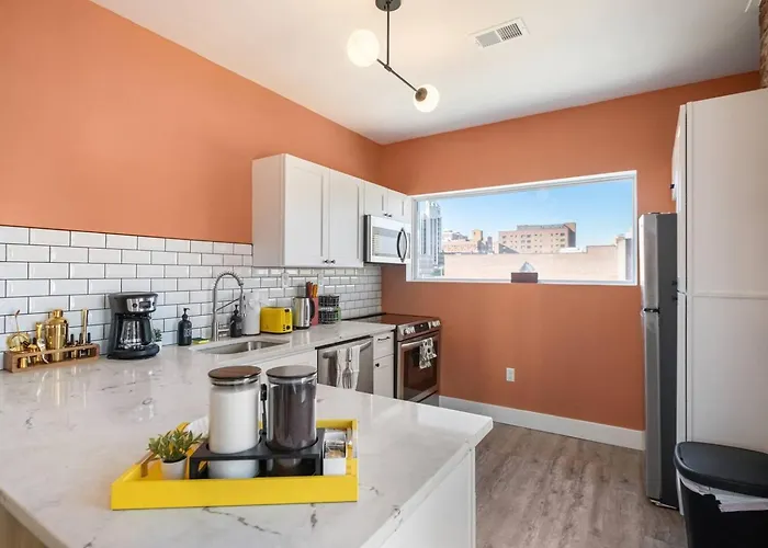 Modern 1br Brick Kingbed +close To Dt Apartment