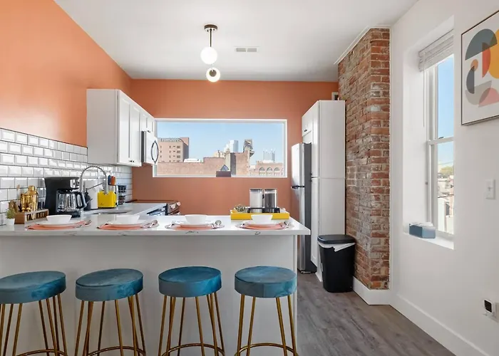 Modern 1br Brick Kingbed +close To Dt Pittsburgh