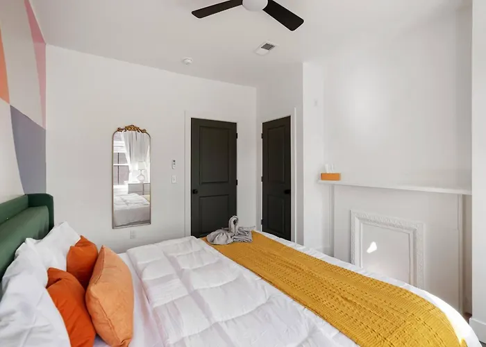 Modern 1br Brick Kingbed +close To Dt *